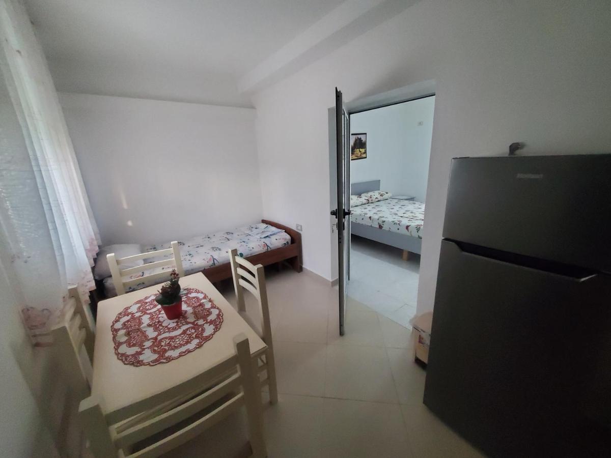 Guest House Vlorë Εξωτερικό φωτογραφία