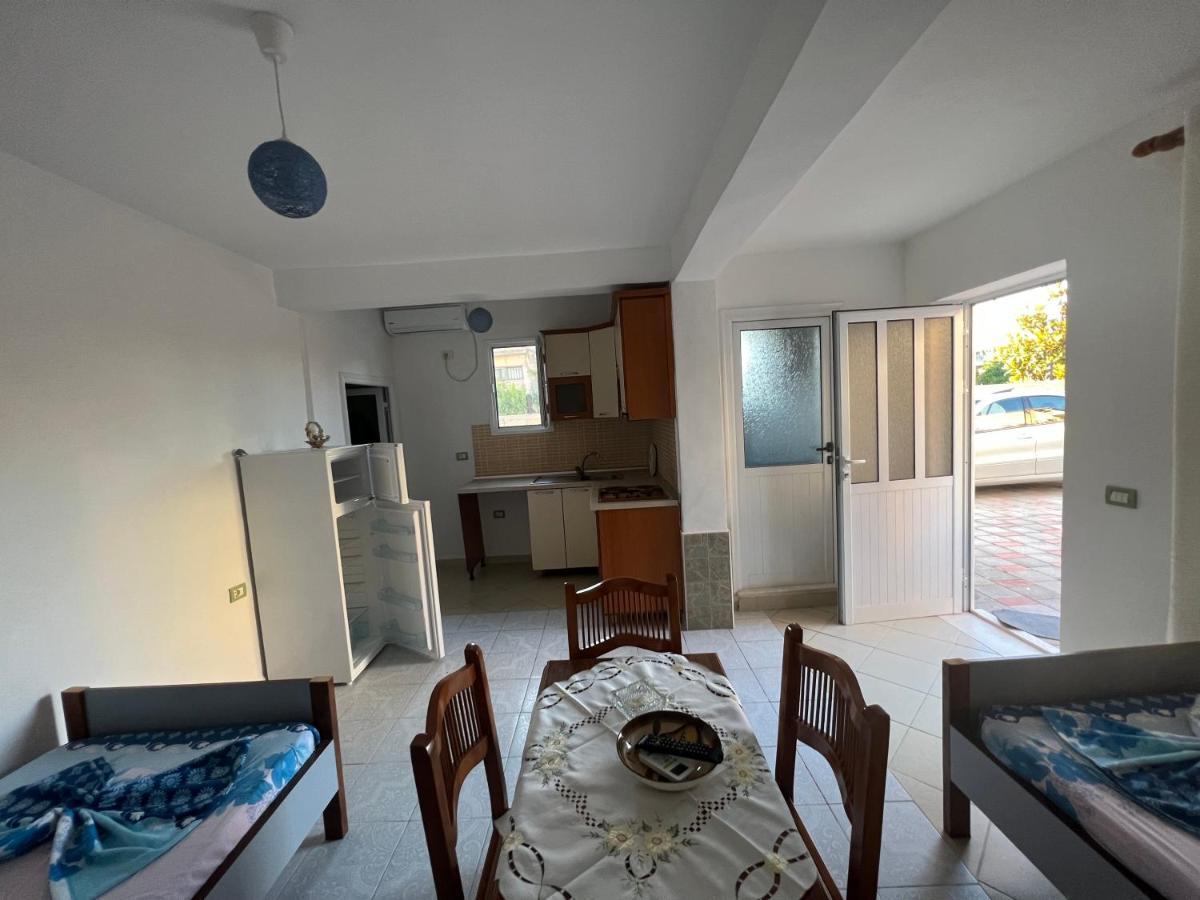 Guest House Vlorë Εξωτερικό φωτογραφία
