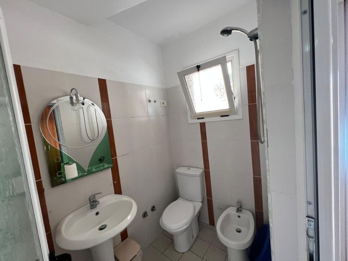 Guest House Vlorë Εξωτερικό φωτογραφία